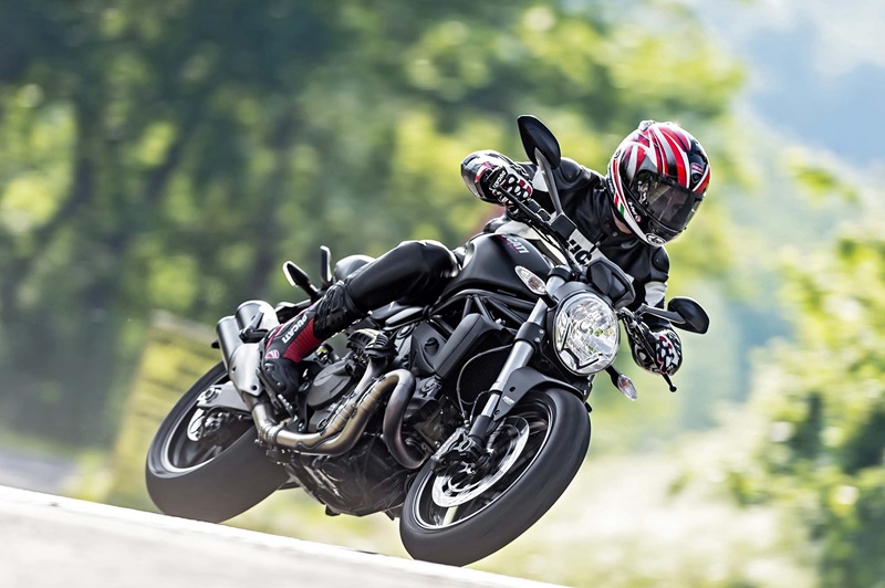 Ducati Monster 821 Dark 2015