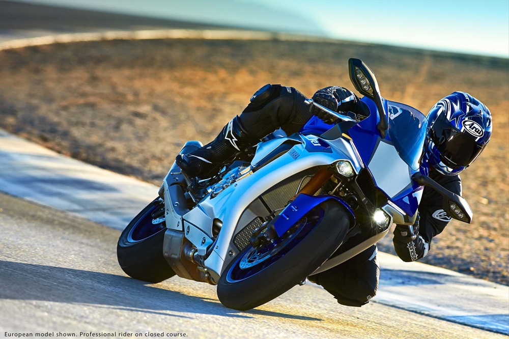 Yamaha r1m 2015