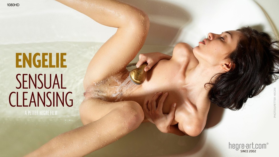 2014-10-21 Engelie - Sensual Cleansing