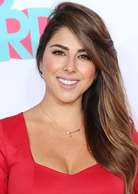 Даниэлла Монэ